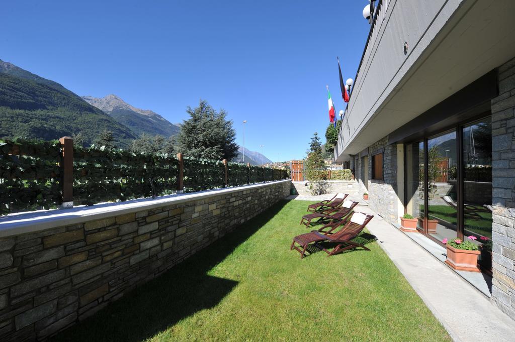 La Rocca Sport & Benessere Châtillon Eksteriør bilde